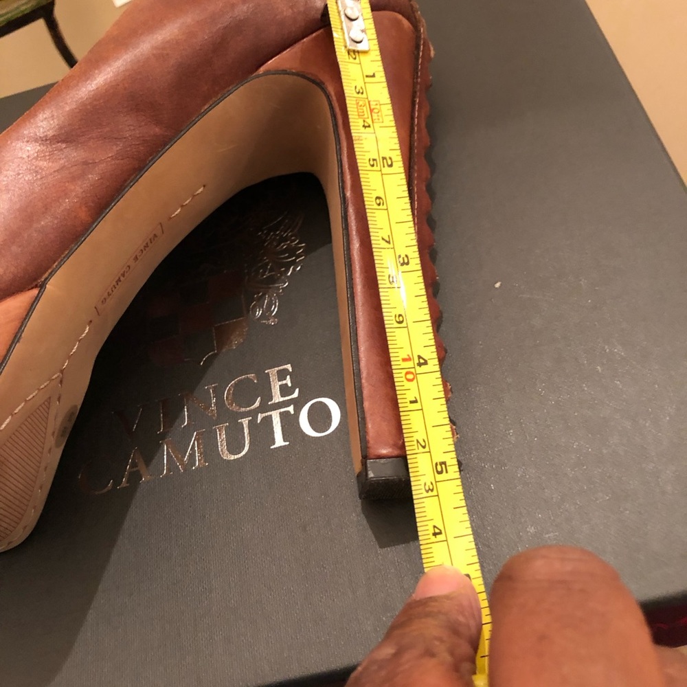 Vince Camuto shoes - Picture 6 of 6